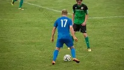 贾巴里史密斯为女友毕业照片感到骄傲