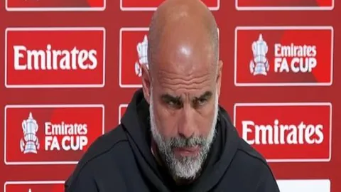 利物浦30轮战曼联4-0完胜，三叉戟齐头并进破门得分